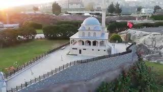 amir khan-فیلم مینیاتورک یا همان ترکیه کوچک در استانبول-.Miniatürk Büyük ülkenin küçük bir modeli