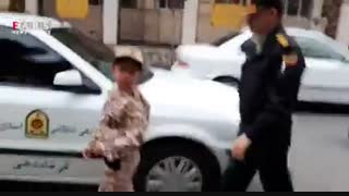 وقتی ماشین پلیس، سرویس مدرسه می‌شود!