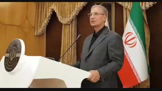 اگر احساس می کردم که واقعیتی را می دانستم و به مردم نگفتم یک لحظه هم نمی ماندم