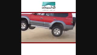 تویوتا لندکروز پرواز می کند