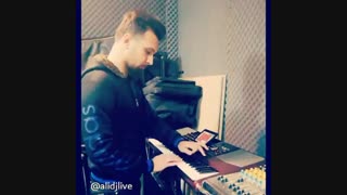 کیبوردنوازی شاد