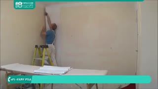 اجرای کاغذ دیواری کلاسیک