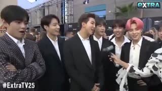 بی‌تی‌اس و خبر نگارای زن