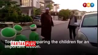 درس زیبای معلمان مسلمان مالزیایی به کودکان پیش دبستانی!