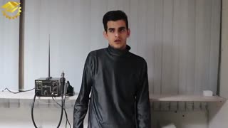 کارآموز دوره آموزشی تعمیرات موبایل آموزشگاه فن آموزان