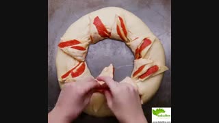 نحوه تهیه پیتزای خوشمزه چند لایه ایتالیایی - سبزی لاین
