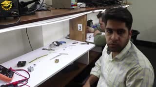 کارآموز دوره تعمیرات  ساعت | آموزشگاه فن آموزان