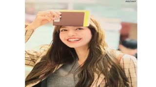 بالاخره لیسا چتری هاشو کنار زد(توضیحات مهم)