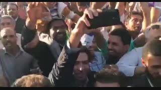 استقبال مردم انقلابی بندرعباس از دکتر احمدی نژاد اکستنشن تاج دندان