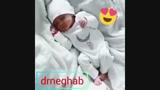 لحظه تولد نوزاد