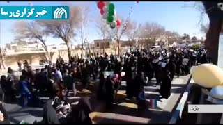 حضور پرشور مردم در راهپیمایی ۲۲ بهمن