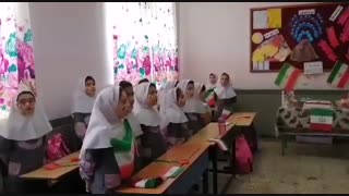 برگزاری مراسم به مناسبت 41 سالگرد پیروزی شکوهمند انقلاب اسلامی (1)- دبستان چهارده معصوم