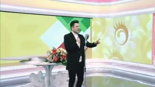 اجرای موزیک زنده پویا بیاتی بنام اسمم ایرانه