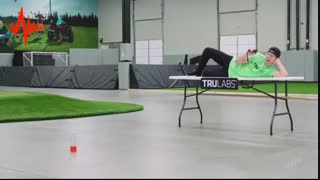 یعنی بعضی از حرکتهای اینا رو باید صدبار بزنی تا یکیش بگیره! 