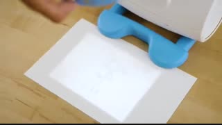 پروژکتور نقاشی و یادگیری کودکان