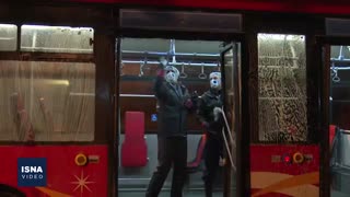 ضدعفونی کردن اتوبوس‌های تهران در پی شیوع ویروس کرونا