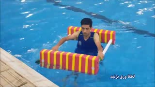 کمک به پیاده روی در آب با واکر آبی