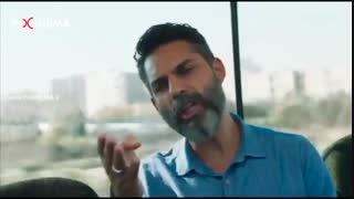 فیلم سینمایی متری شش و نیم ، دیالوگ ناصر خاکزاد و مامور در ون پلیس