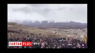 ورود پیکر سیامند رحمان به آرامگاه اشنویه برای خاکسپاری