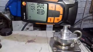 نمایش میزان خلاء پمپ وکیوم وسونگ بعد از تعمیر