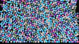 پروژه آماده پریمیر نمایش لوگو با آیکون شبکه های اجتماعی - Falling Social Icons