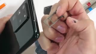 تست مقاومت بدنه سامسونگ Galaxy S20 Ultra 5G