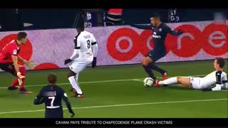 ادای احترام بازیکنان فوتبال