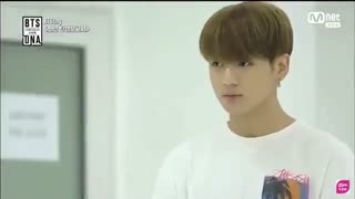 وقتی کوکی برای تست خوانندگی میاد پیش جیمین و جین و وی...فقط ژست جیمین..خخخ