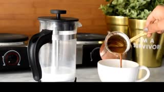 تهیه فوم شیر در خانه