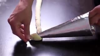 نان مخروطی - قیفی