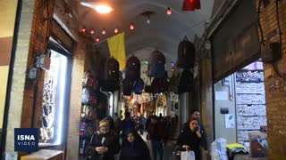 شلوغی بازار سمنان در روزهایی که باید در خانه بمانیم