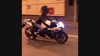 جووووون موتور سواری دخترا