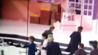 taekook backhug; being clingy af || taekook moments at gda 2020