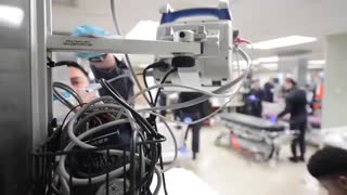 Ships Crew Make USNS Mercy - Shipshape For Patients
